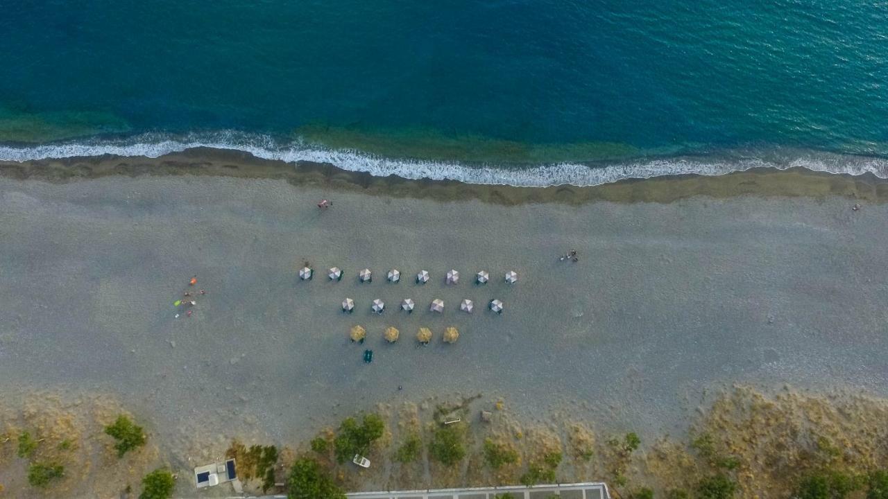 Beach House Plakias Eksteriør billede